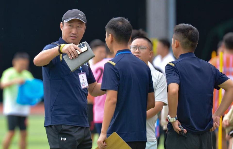 梁队主教练 梁队主教练