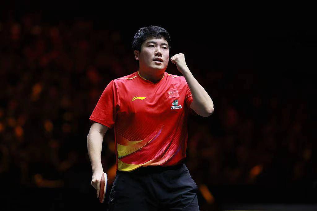 由王楚钦, 表情和肢体